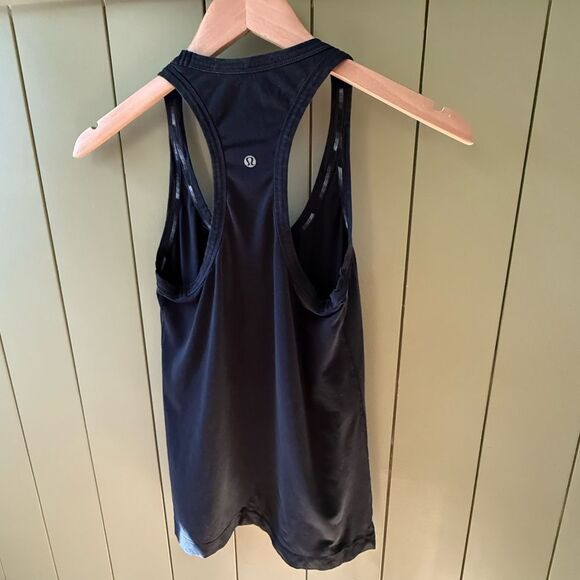 Lululemon Cool Racerback Tank in Black - Picture 2 of 6